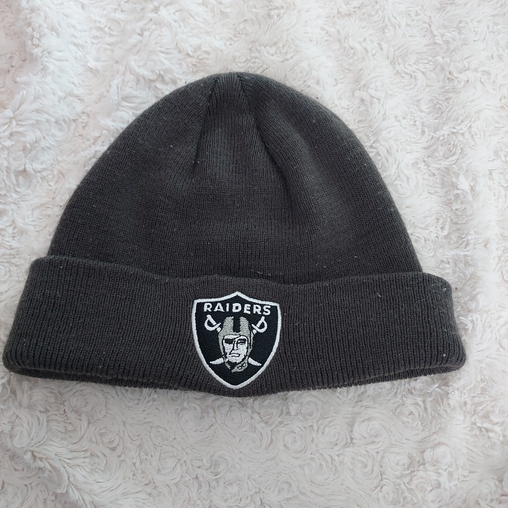 Las Vegas Raiders NFL Football Kids gray Warm knit beanie Sporty Winter